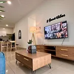Razak City Residences, Sungai Besi By Rverse Suite