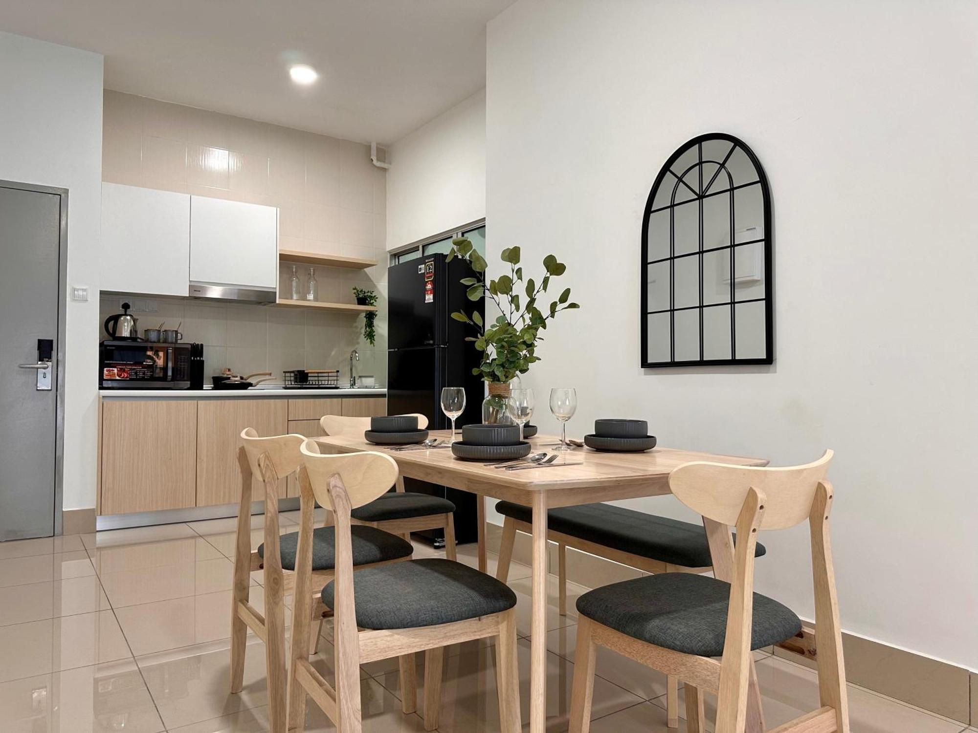 Razak Residences, Sungai Besi By Rverse