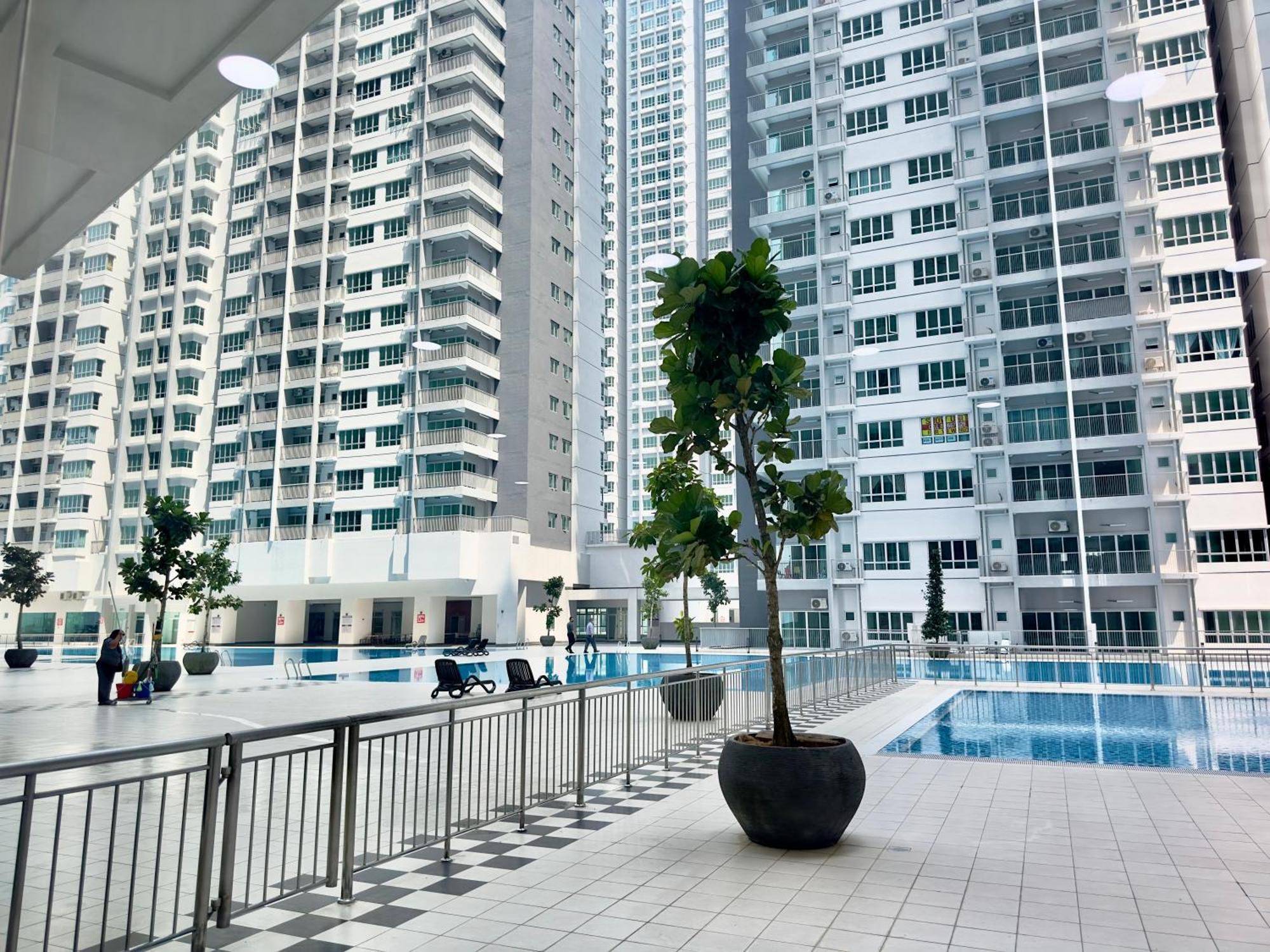 Pangsapuri Razak Residences, Sungai Besi By Rverse